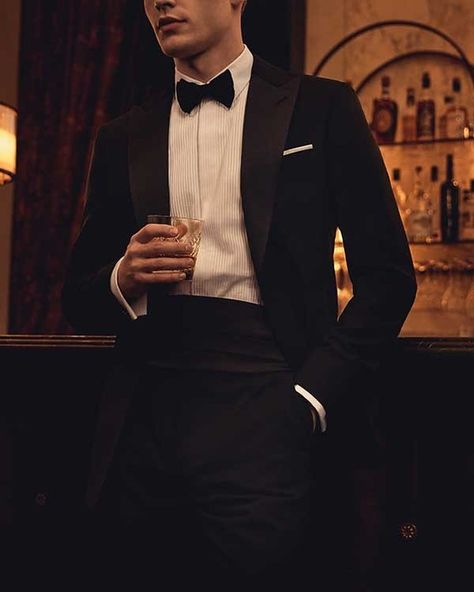 And just like that, it's party season 🍾 Head on over to the link in bio to discover why an @armani tuxedo is always a good idea. #MRPORTER Guy In Tuxedo Aesthetic, Men In Tuxedo Aesthetic, Man In Tuxedo Aesthetic, Guy In Tuxedo, Tuxedo Aesthetic, Wedding Tuxedo For Groom, Armani Tuxedo, Cocktail Suit, Mens Formalwear