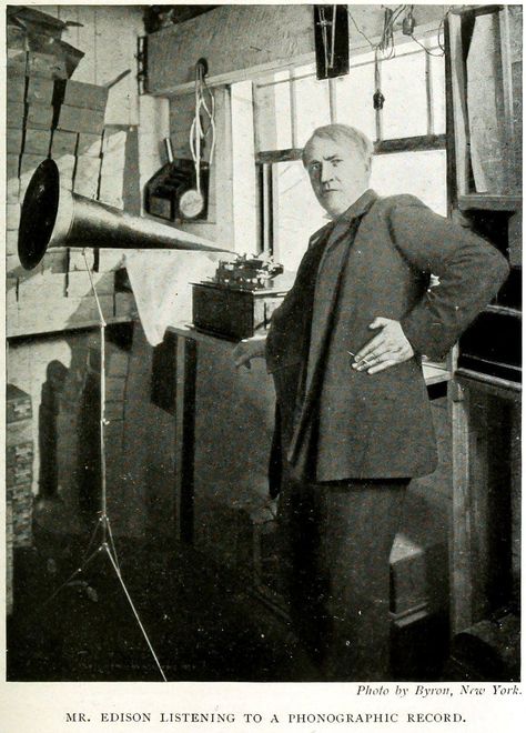 Edison Inventions, Edison Phonograph, Alva Edison, Phonograph Record, Thomas Edison, Good Vocabulary, Jazz Band, Amazing Nature Photos, Composers