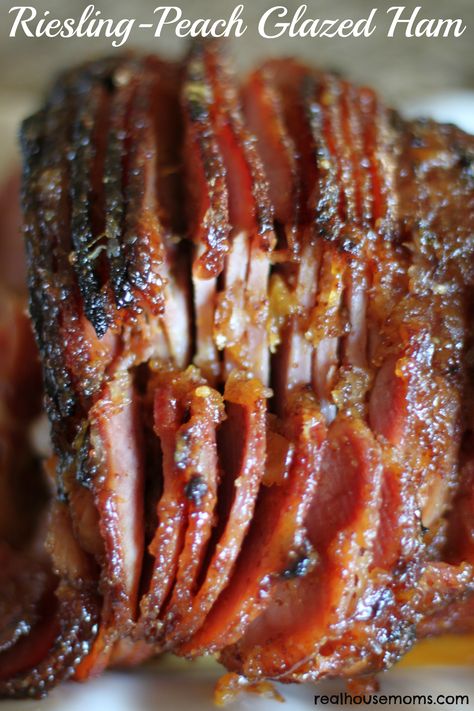 Riesling-Peach Glazed Ham Ham Thanksgiving, Ham Recipe, Glazed Ham, Ham Glaze, Baked Ham, Ham Recipes, Thanksgiving Menu, Pork Dishes, Riesling