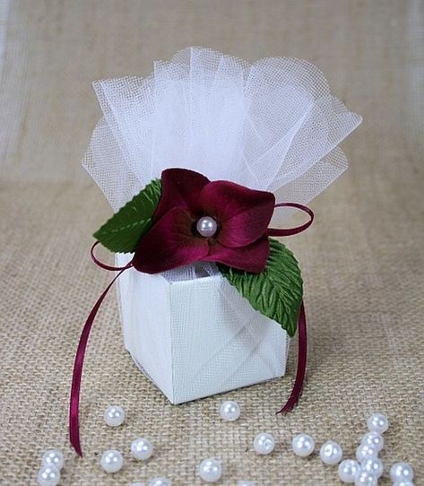 Fabric Circles, Pearl Vase, Gift Wrapper, Creative Gift Wrapping, Loose Pearls, Wedding Favor Boxes, Event Supplies, White Tulle, Personalized Favors