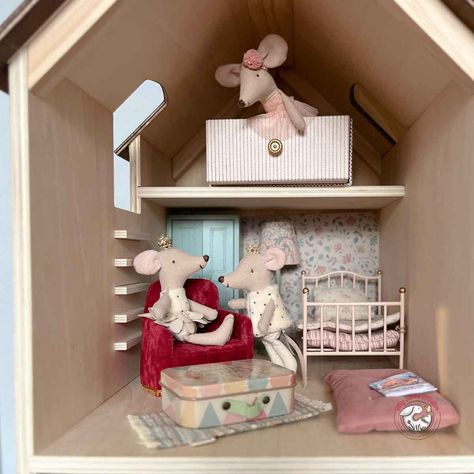 Set of two lovely mouse dolls in a matching match box with 3pcs bedding. The match box is decorated with whimsical illustration and made with sturdy card board. Beautiful little gift that will bring a big smile. Don't forget to check other mouse family members! NOTE: The little sister princess for this updated version is wearing a cream colored skirt. Maileg Mouse, Sister And Brother, Match Box, Velvet Chair, Whimsical Illustration, Flat Pack, Getting Cozy, Little Sisters, Little Gifts