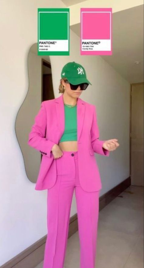 Pink And Green Color Block Outfit, Outfit Color Combos, Outfits Colorful, Color Outfits, Colour Combinations Fashion, Color Combos Outfit, Look Office, Color Blocking Outfits, Color Combinations For Clothes