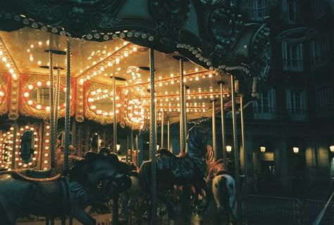 The Pensieve Merry Go Round, Cinematic Photography, Pics Art, Film Aesthetic, Amusement Park, Film Camera, Aesthetic Photography, Carousel, Film Photography