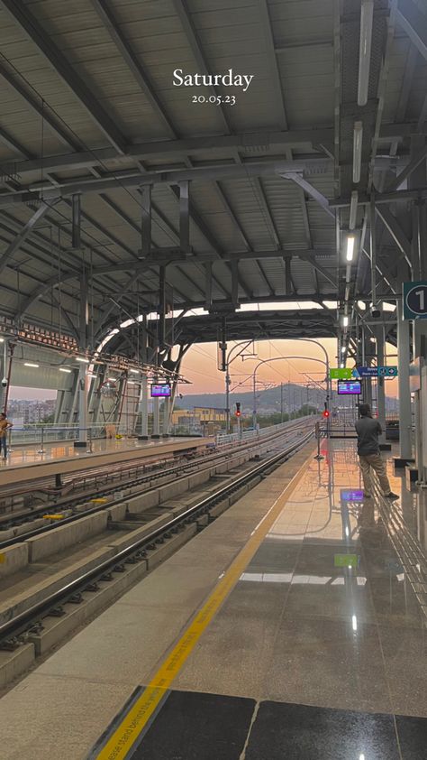 Metro.metrostation.evening.aesthetic.railway Metro Station Snap, Japanese Metro Station Aesthetic, Lrt Station Aesthetic, Metro Train Aesthetic, Subway Station Aesthetic, Railway Station Aesthetic, Metro Station Aesthetic, Metro Snap, Metro Pics