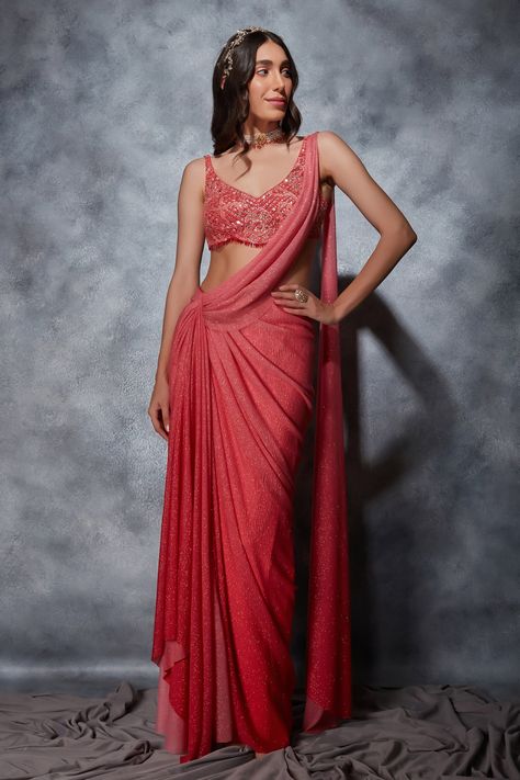 Buy Red Glitter Jersey Embroidered Bead Broad Pre-draped Saree With Blouse For Women by Saaj by Ankita Online at Aza Fashions. Red Dress Outfit Indian, Indowestern Saree Draping, Different Types Of Saree Draping, Wedding Guest Saree, Broad V Neck, Drape Sari, Petal Embroidery, Desi Casual, Bead Mirror