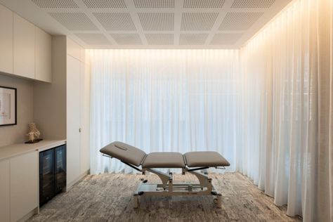 Spinal Clinic - Healthcare Snapshots Indoor Landscaping, Wellness Space, Davis Furniture, Healthcare Architecture, Led Recessed Lighting, Sleep Sofa, Modular Lounges, Wall Seating, Built In Seating