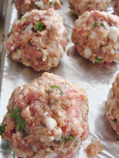 Image Italian Meatball Recipes, Homemade Italian Meatballs, Italian Meatballs Recipe, Veal Recipes, Meatball Recipes Easy, Meatball Recipe, Italian Meatballs, Homemade Italian, God Mat