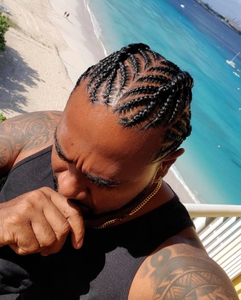 Fish One Braids, Mens Fishbone Braids Hairstyles, Fish Bone Braids Men, Fish Bone Hairstyles Plaits, Fish Bone Hair Clip, Fish Tell Braid, Braid Styles For Men, Plaits Hairstyles, Stitch Braids