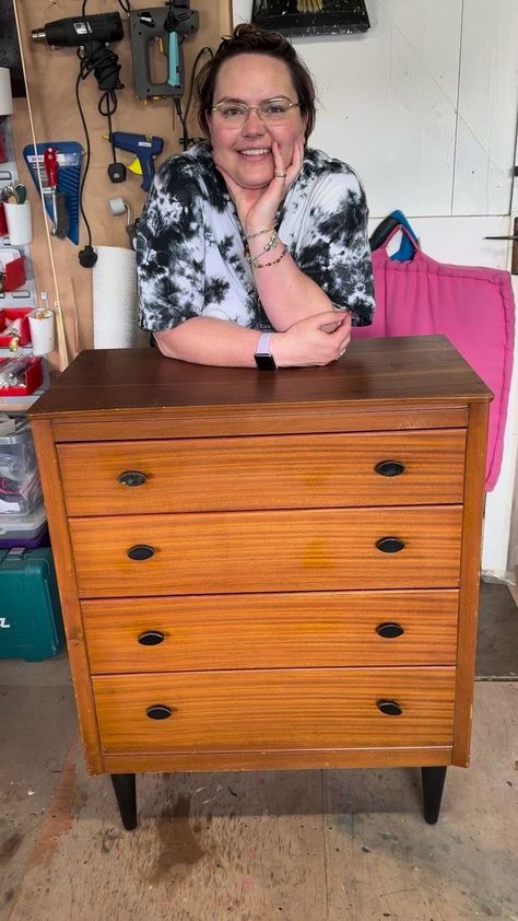 Let’s give this chest of Lebus drawers a glam up! 🤩💖- First, removed the hardware, cleaned the piece and prepped the drawers for painting by taping them off with Silverline Tools shield tape- We used Everbuild UK -A Sika Company in BD Wood Filler to fill in scratches and dings then sanded it flat once it had dried- Next, we used our Erbauer UK sprayer to spray 2 coats of Buntys Paints Bewitched on the piece- To decoupage the drawer fronts with the fabric, we used Plaid Crafts Mod Podge, then s Decoupage Drawers, Flipped Furniture, Plaid Crafts, Store Furniture, Thrift Store Furniture, Furniture Flips, Diy Drawers, Furniture Update, Stencil Furniture