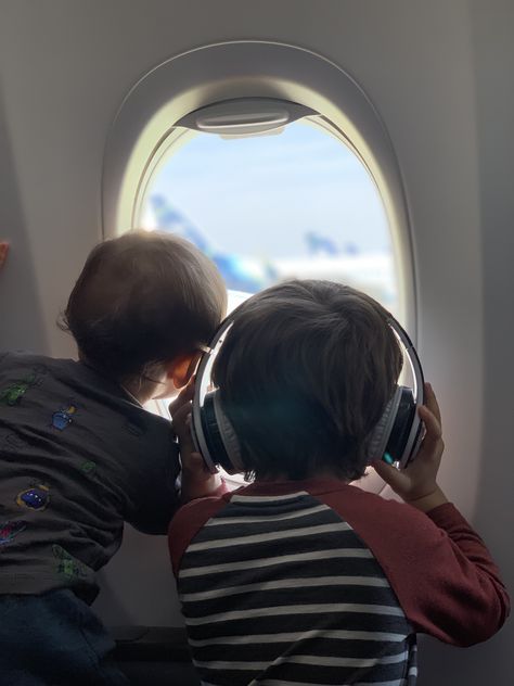 Traveling With Toddlers. Travel Tips for Traveling with Kids. Airplane Rides with Kids. Have Diapers Will Travel Travel Mom Aesthetic, Places To Travel With Kids, Kids Vision Board, 2 Under 2, Traveling With Toddlers, Moodboard Images, Travelling With Kids, Airplane Kids, Vision Board Pics