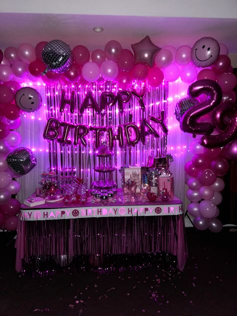 Girly Birthday Decorations Pink, Barbie 18th Birthday Party Cake, 18th Birthday Party Backdrop Ideas, Pink 22nd Birthday Party, Birthday Party House Decorations, Airbnb Birthday Party Decorations, Hot Pink Birthday Decorations Ideas, Pink Birthday Party Aesthetic Ideas, 18th Birthday Party Ideas Decoration Pink