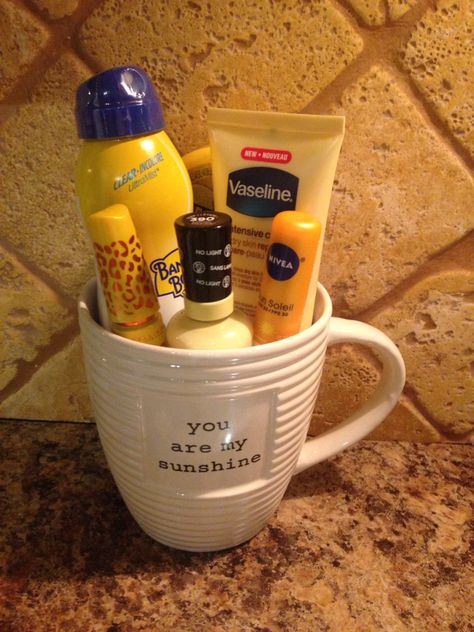 Cup Of Sunshine, Box Of Sunshine, Cute Gift Ideas, Teacher Gift Ideas, Beauty Items, Box Bag, Vaseline, Good Ideas, Cute Gift