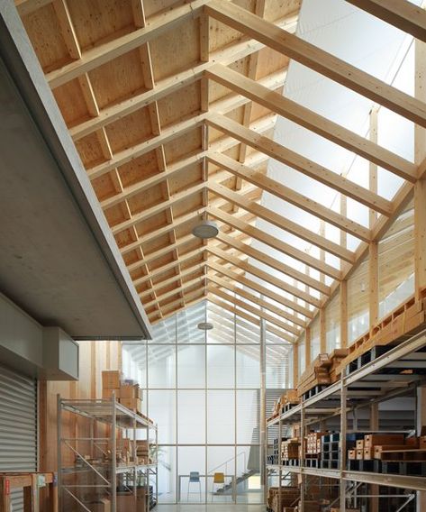 Timber Truss, Timber Architecture, Timber Roof, Warehouse Design, Wooden Architecture, Wood Architecture, Roof Architecture, Roof Trusses, Timber Structure