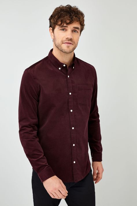 Maroon Shirt Outfit, Dress Shirt Outfit, Style For Guys, Burgundy Shoes Outfit, Maroon Dress Shirt, Mens Casual Shirts, Denim Shirt Outfit, Reference Ideas, Cord Shirt