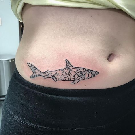 Shark With Flowers Tattoo, Flower Shark Tattoo, Shark Flower Tattoo, Floral Shark Tattoo, Ocean Life Tattoos, Tatts Ideas, Orca Tattoo, Pretty Tattoo, Coverup Tattoo