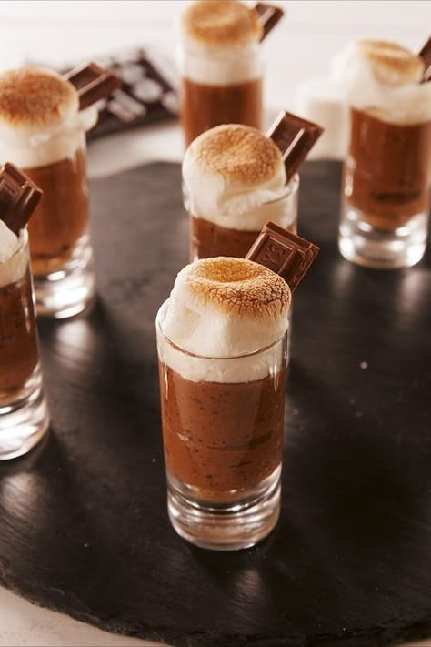 Smores Pudding, Mini Smores, Homemade Jello, Best Jello Shots, Dessert Shooters, Food Shots, Pudding Shots, Jello Shot Recipes, Shot Recipes