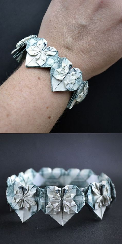 Easy Paper Folding, Money Crown, Money Origami Tutorial, Money Lei Diy, Money Bracelet, Paper Flowers Easy, Money Folding, Graduation Leis Diy, Graduation Money Gifts