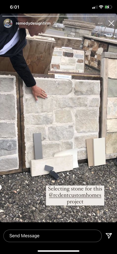 Stone Veneer Exterior, Stone Exterior Houses, Exterior Remodel, Exterior Stone, Home Fireplace, Farmhouse Exterior, Stone Veneer, Exterior Siding, Brick And Stone