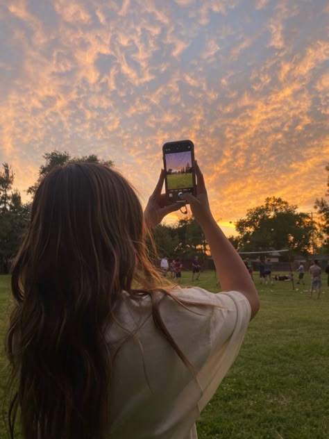 Feeling Alive Aesthetic, Photodump Aesthetic, Summer Vision Board, Summer Vision, Shotting Photo, 사진 촬영 포즈, Foto Tips, Romanticizing Life, Trik Fotografi