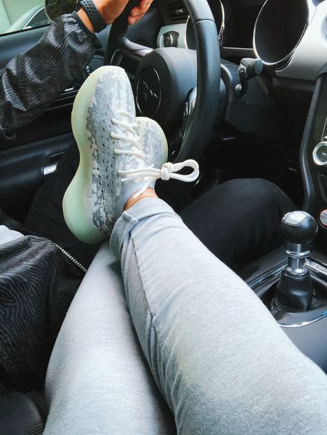 Yeezy 380 Yeezy 700 V2 Outfit, Yeezy 380 Outfit, Yezzy Shoes Women, Sneaker Aesthetic, Grey Yeezy, Yeezy 380, Yeezy 750, Yeezy Outfit, Fashion Goals