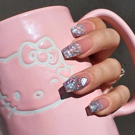 Its a Hello Kitty mug with Hello Kitty Nails ☻️ Hello Kitty Mug, Kitty Nails, Hello Kitty Nails, Cat Nails, Christmas Nails, Glitter Nails, Hello Kitty, Kitty, Glitter