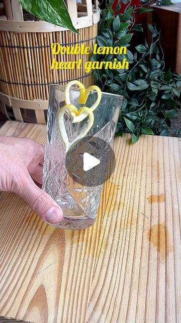 Björn van Tricht on Instagram: "Double Lemon Heart Garnish 🍋 Do you like it ❤️💛
.
.
#garnish #lemon #cocktails #mocktails #mixologist #mixology #craftcocktails #barlife #bartenderstyle #bartenderlove #cocktailrecipes #cocktailart #barman #bartendingschool #bartender #bartenderlife" How To Make A Lemon Twist Garnish, Cocktail Decoration Ideas, Lemon Garnish Ideas, Cocktails Decoration, Unique Cocktail Garnish, Creative Cocktail Garnishes, Lemon Cocktails, Garnishing Ideas, Lemon Garnish