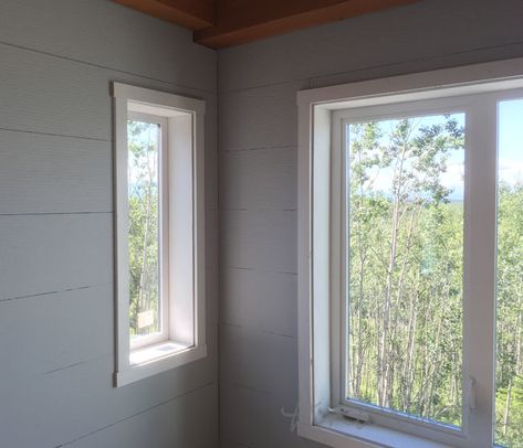 Shaker Window Trim, Window Trim Ideas Interior, Exterior Window Trim Ideas, Window Trim Ideas, Farmhouse Window Trim, Trim Windows, Rochester Homes, Dream House Layout, Diy Window Trim