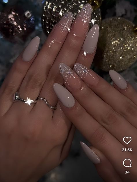 Christmas Nail Inspo, Girl Streetwear, Nude Nail, Amazing Nails, Winter Nails Acrylic, Minimal Nails, Blush Nails, Classy Acrylic Nails, Pretty Gel Nails