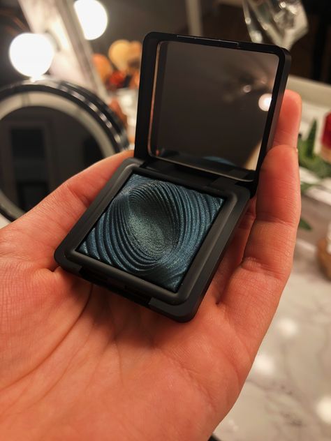 @kikomilano Watereyeshadow in 213 #kiko #kikotrendsetters #green #eyeshadow #love Ulta Must Haves, Dark Blue Eyeshadow, Eye Makeup Asian, Dark Blue Grunge, Water Eyeshadow, Kiko Makeup, Aesthetic Glitter, Makeup Asian, Blue Grunge