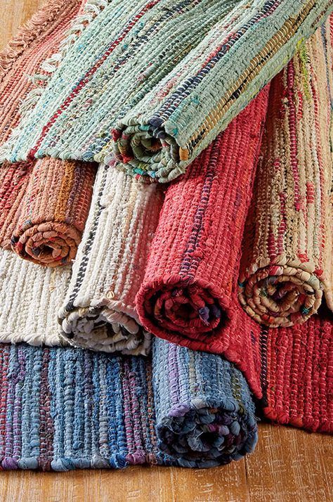 Cotton Rag Rug, Rag Rug Diy, Rug Diy, Drawing Home, Weaving Loom Projects, Rug Weaving, Rag Rugs, Weaving Loom, Diy Rug