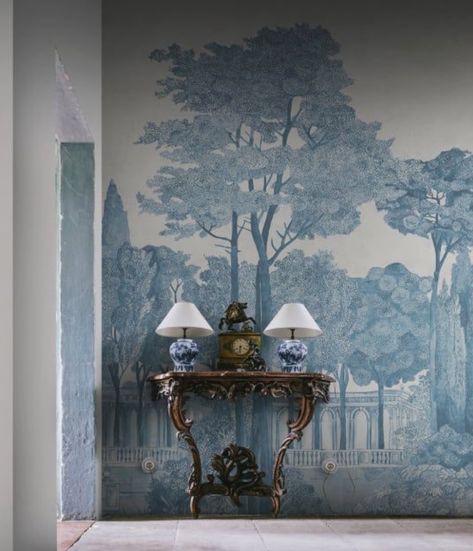 Wallpaper Panels Dining Room, Blue Mural Wallpaper, Blue Bathroom Wallpaper Ideas, Living Room Accent Wallpaper, Blue Wallpaper Interior, Wallpaper House Accent Walls, Blue Wallpaper Room, Mural Entryway, Light Blue Accent Wall