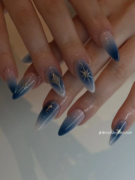 Blue Formal Nails, Shiny Nails Designs, Summer Acrylic, Hippie Nails, Formal Nails, Airbrush Nails, Anime Nails, Aesthetic Nails, Gel Nails Diy