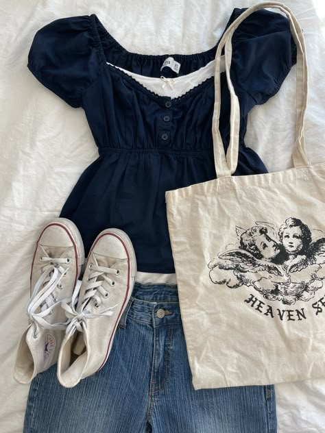 #outfitoftheday Downtown Girls Outfit, Coquette Downtown Girl Outfits, Downtown Girl Clothes, Brandy Melville Outfits, Downtown Outfits, Downtown Girl, Swaggy Outfits, Really Cute Outfits, Teen Fashion Outfits