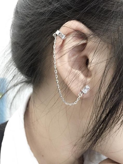 Inexpensive Jewelry, Cool Ear Piercings, Pretty Ear Piercings, Cool Piercings, Cute Ear Piercings, Edgy Jewelry, Cute Piercings, Body Jewelry Piercing, Fancy Jewelry