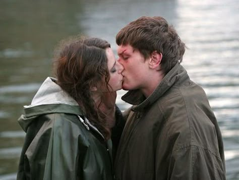 Cook And Effy, Skins Generation 2, Cook Skins, Jack O Connell, Effy Stonem, Skin Aesthetics, James Cook, Skins Uk, Skin Photo