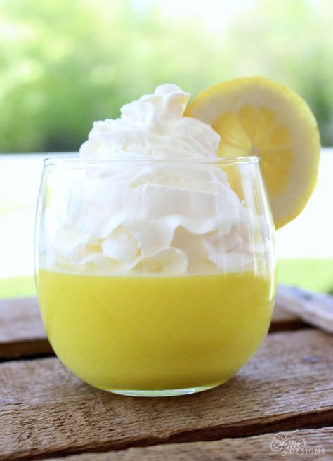 Lemon Weight watchers dessert- No bake, 2 ingredients! Tastes so refreshing Low Points Weight Watchers, Weight Watchers Snacks, Weight Watchers Recipes Desserts, Lemon Dessert Recipes, Ww Desserts, Points Recipes, Lemon Pudding, Weight Watchers Desserts, Fettuccine Alfredo