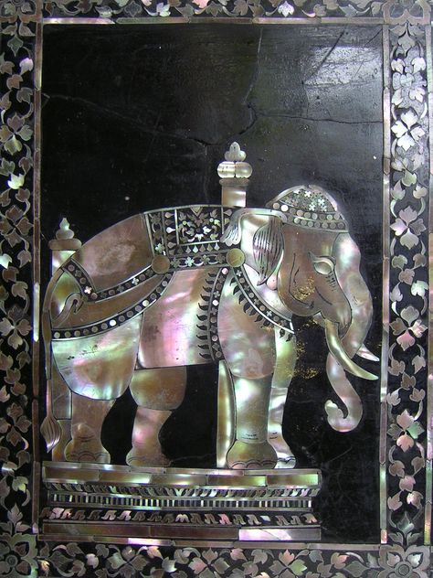 Mother Of Pearl Elephant Inlaid Furniture, Antique Room Decor, Wat Pho Bangkok, Thai Elephant, Graphic Design Portfolio Inspiration, Reclining Buddha, Wat Pho, Plaster Crafts, Arts Crafts Style