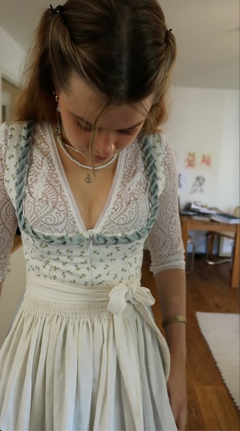 Dirndl Aesthetic, October Fest Outfit, Octoberfest Outfits, Austrian Fashion, Cute Church Outfits, Wedding Dirndl, Dirndl Outfit, German Outfit, Oktoberfest Outfit