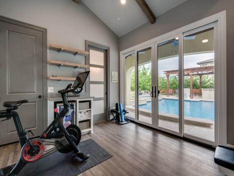 Home Gym Design Luxury, Gym Shed, Backyard Gym, Home Gym Ideas, Dream Home Gym, House Gym, House Addition, Pool House Designs, Gym Room At Home