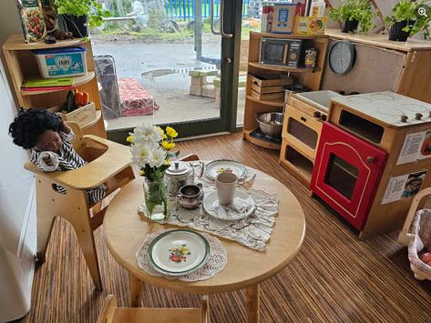 Home Corner Ideas for Early Years Settings - Twinkl Eyfs Home Corner Ideas, Curiousity Approach, Harvest Eyfs, Home Corner Ideas Early Years, Curiosity Approach Eyfs, Eyfs Curriculum, Reggio Emilia Classroom, Curiosity Approach, Reception Class