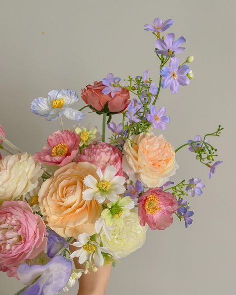 bouquet of my freakin’ dreams!! Whimsical Garden Bouquet, Formal Wedding Bouquet, Cottage Core Bouquet, Colorful Wildflower Bouquet, Wedding Bright Flowers, Pink And Red Wedding Flowers, Whimsical Flower Arrangements, Garden Style Bouquet, Floral Arrangement Ideas