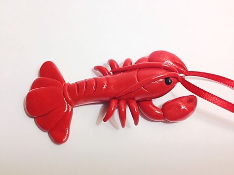 Custom handmade polymer clay Lobster Christmas Ornament. Made on commission. Please see my etsy store for my other creations and to contact me about commissioned work https://www.etsy.com/shop/TempiesMenagerie Polymer Clay Lobster, Polymer Clay Charm Ideas, Clay Lobster, Ceramic Lobster, Polymer Clay Fish, Polymer Clay Magnet, Clay Fish, Polymer Clay Kawaii, Clay Magnets