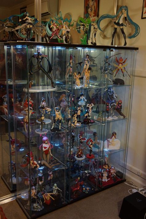 Anime Collection Display, Figure Collection Display, Anime Figures Collection Display, Gundam Display, Action Figure Display Case, Toy Collection Display, Hot Toys Collection, Retro Games Room, Collection Displays