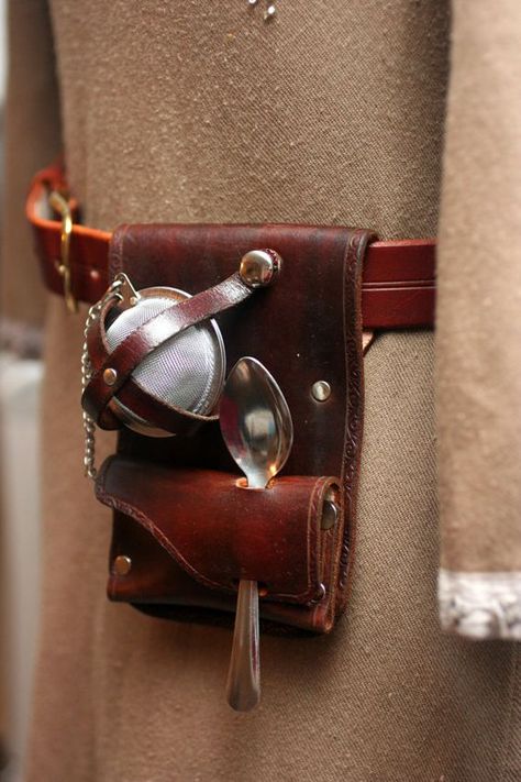 Mode Steampunk, Steampunk Leather, Style Steampunk, Steampunk Cosplay, Steampunk Diy, Steampunk Accessories, Steampunk Costume, Steampunk Clothing, Leather Projects