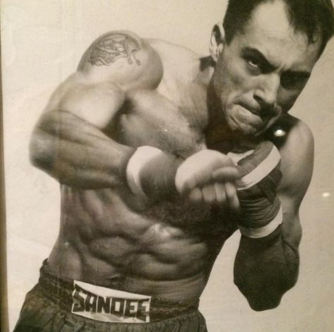 Joe Rogan Throwback From 1993 Joe Rogan Art, Young Joe Rogan, Joe Rogan Tattoo, Joey Diaz, Podcast Advertising, Boxing Videos, Joe Rogan Experience, Boxing Posters, Laugh Track