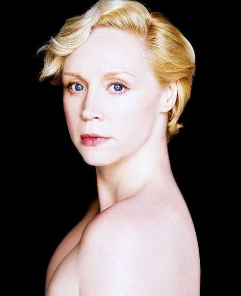 Gwendoline Christie Photoshoot, Shadow Beast, Gwen Christie, Game Of Thrones Queen, Ramsey Bolton, Kristofer Hivju, Gwendolyn Christie, Jaime And Brienne, Brienne Of Tarth