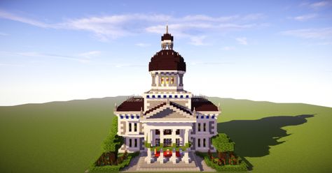 Provincial Town Hall Minecraft Project Minecraft City Townhall, City Hall Minecraft Build, Minecraft Town Modern, Town Hall Minecraft Easy, Courthouse Minecraft Build, Minecraft American Town, Small Town Hall Minecraft, Minecraft Townhalls, Town Hall Minecraft Ideas