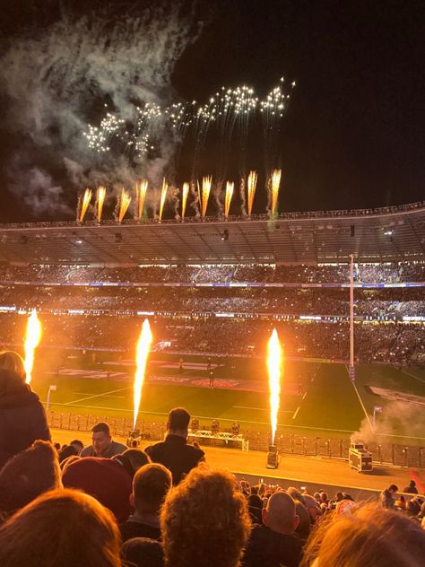 #rugby #england #stadium Rugby Stadium Aesthetic, Manifest Book, Rugby Aesthetic, Australian Rugby League, Marcus Smith, Broncos Stadium, Rugby Stadium, Rugby England, Scotland Rugby