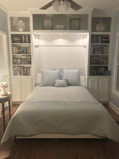 Diy Bedroom Cabinet Ideas, Bookcase By Bed, Bed That Goes Into Wall, Murphy Bed Feature Wall, Murphy Bed Tv Stand, Bed Bookcase, Queen Bed In Closet Ideas, Small Bedroom Murphy Bed Ideas, Murphy Bed Lighting