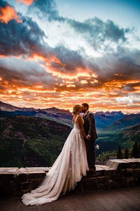 Sunrise Wedding Photos, Glacier Wedding, Glacier Elopement, Glacier National Park Wedding, Sunrise Wedding, Glacier National Park Elopement, Sunrise Elopement, Cowgirl Wedding, Elopement Wedding Dresses